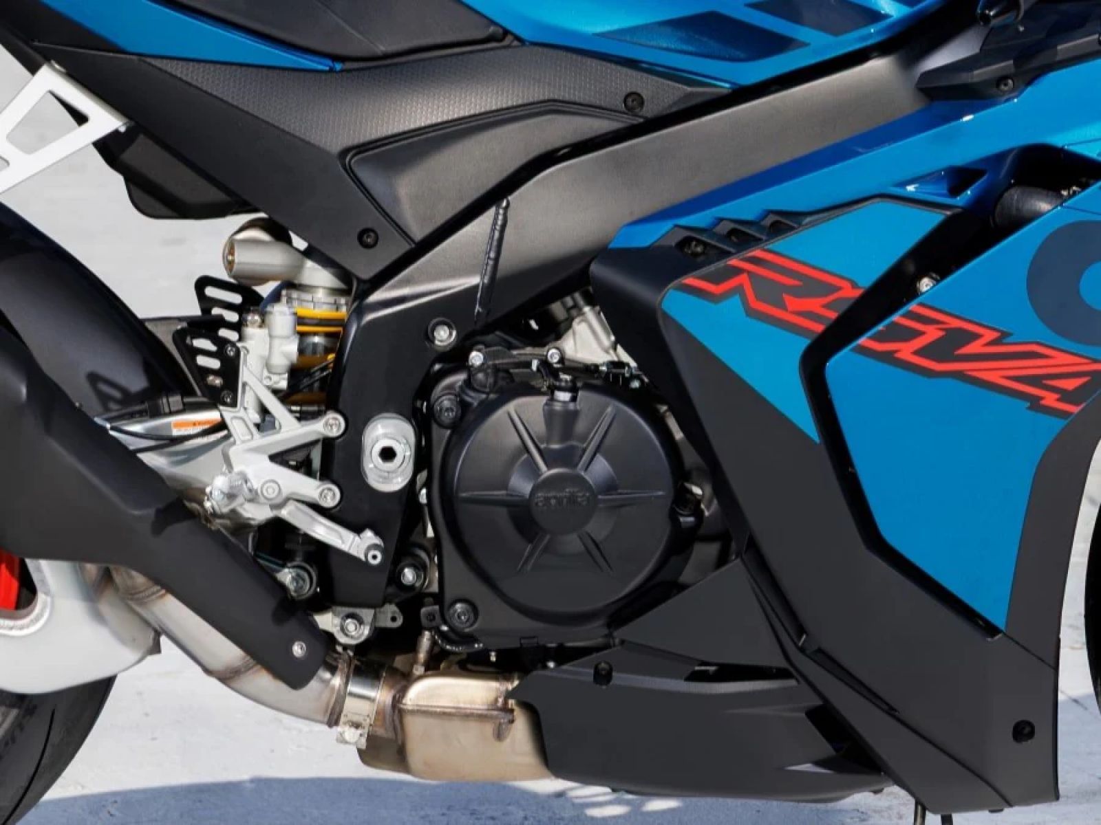 Мотоцикл APRILIA RSV 4 1000 (STINGRAY BLUE) 2026